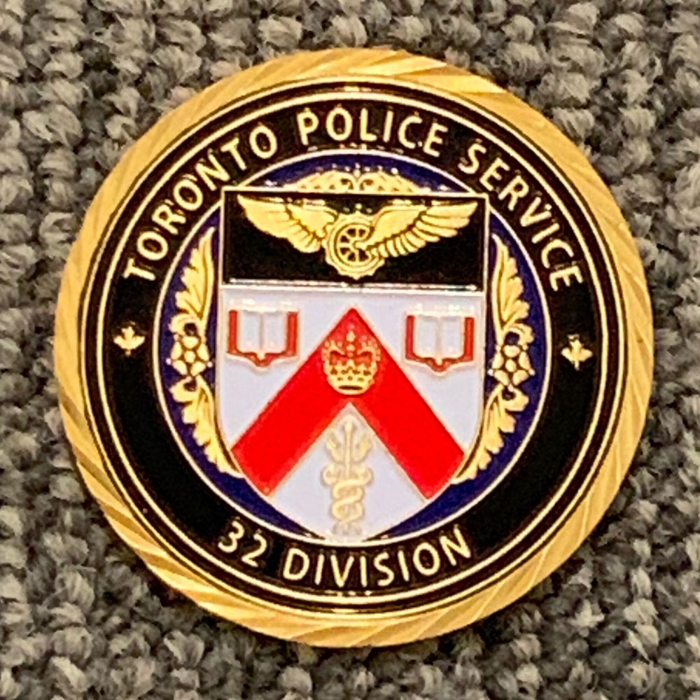 12k Gold Electroplated Toronto Police Service (TPS) 32 Division Challenge Coin